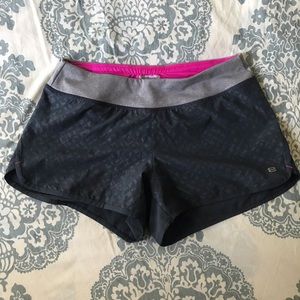Layer 8 Quick Dry Running Shorts Size Small